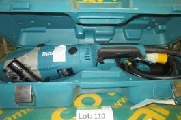 Makita GA7020 angle grinder