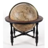 Kirkwood, New Celestial Globe
Globen. - Kirkwood, (R.). New Celestial Globe. (Edinburgh ca. 1830).