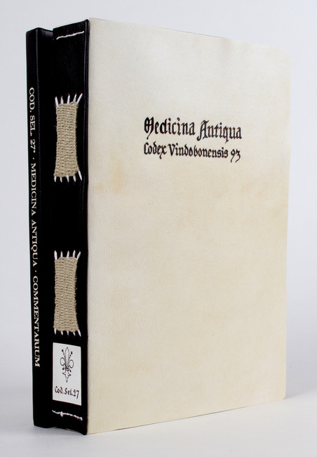 Medicina antiqua. Faks. 2 Bde.
Faksimiles. - Medicina Antiqua. Libri quattuor medicinae. Codex - Image 3 of 3
