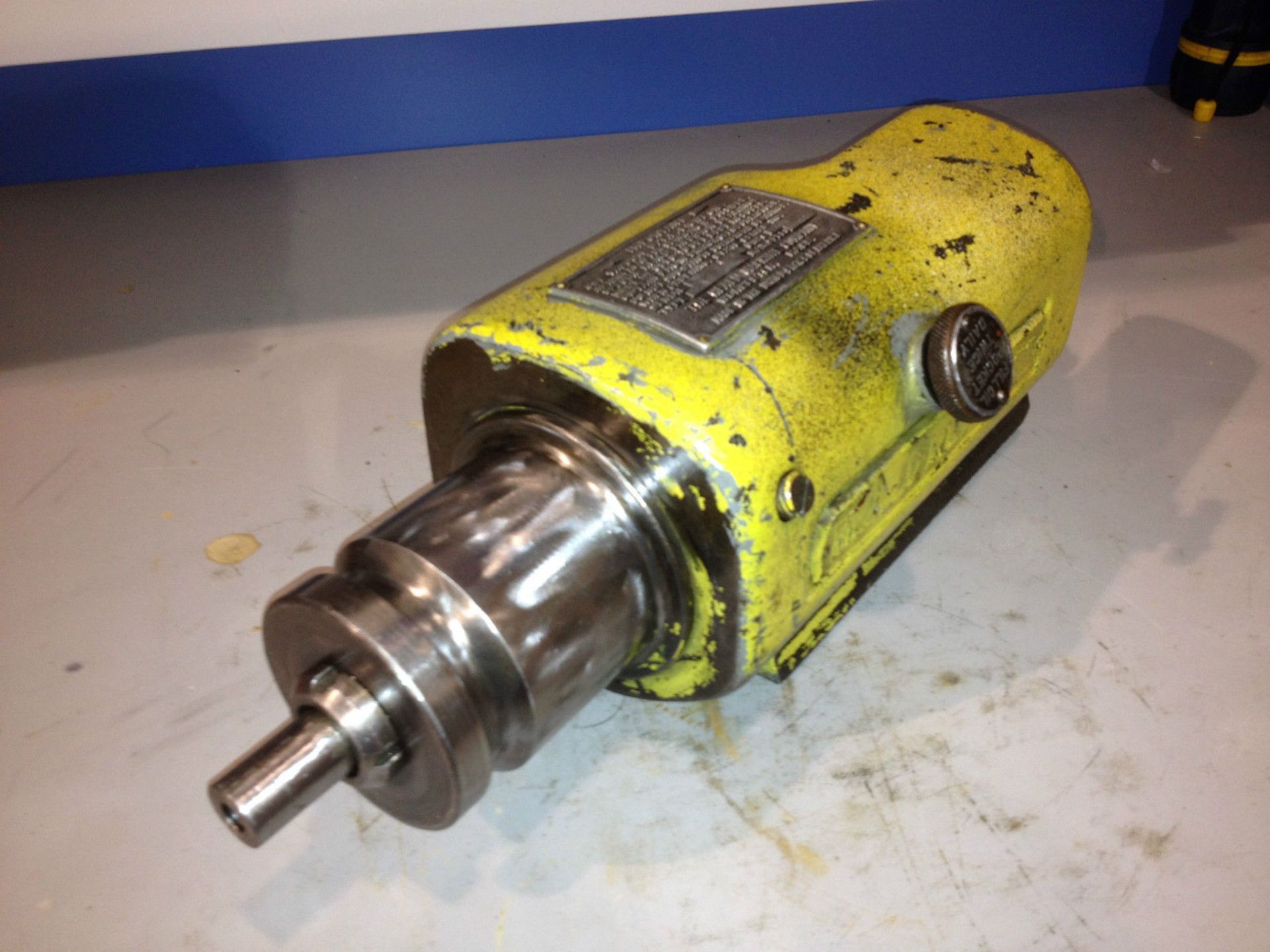 Heald Red Head Grinding Spindle Type  45 -1ARPM 15,500