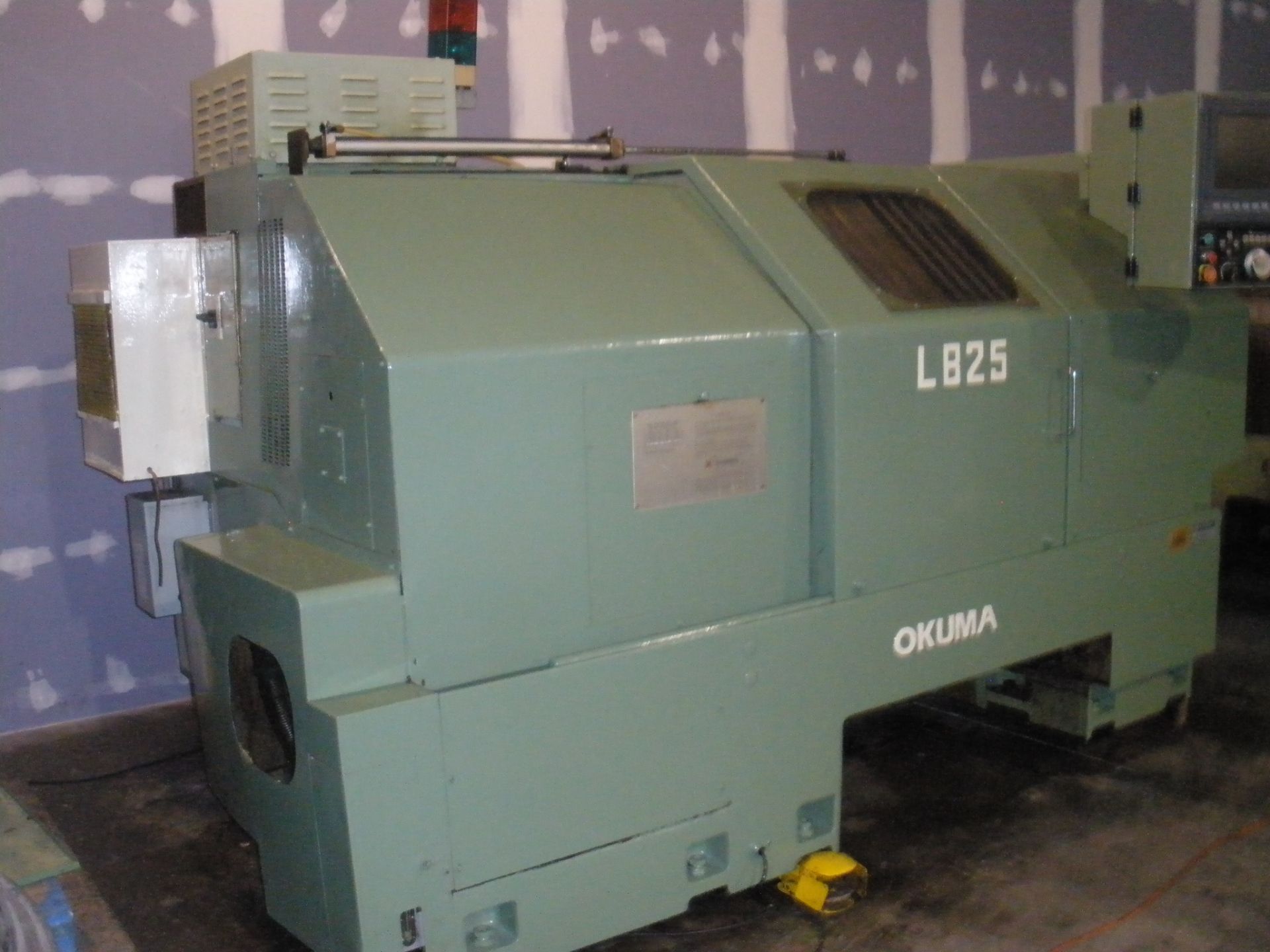 1995 Okuma LB-25 CNC Lathe OSP-502OL Chip Conveyor W/ Video - Image 3 of 12