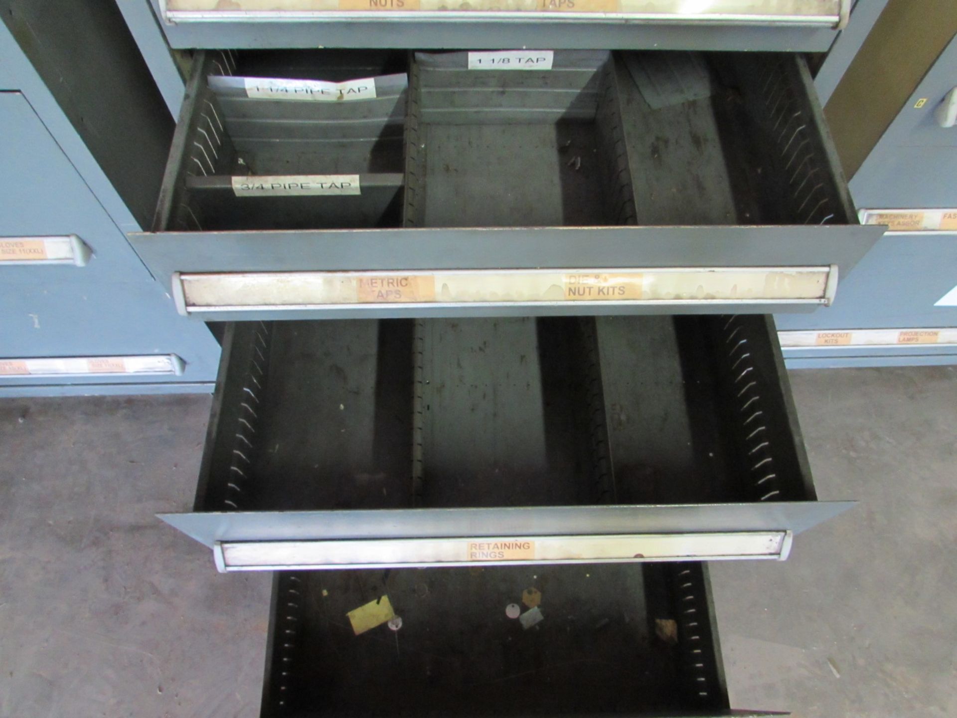 5 Drawer Industrial Cabinet w/Dividers - Image 5 of 6