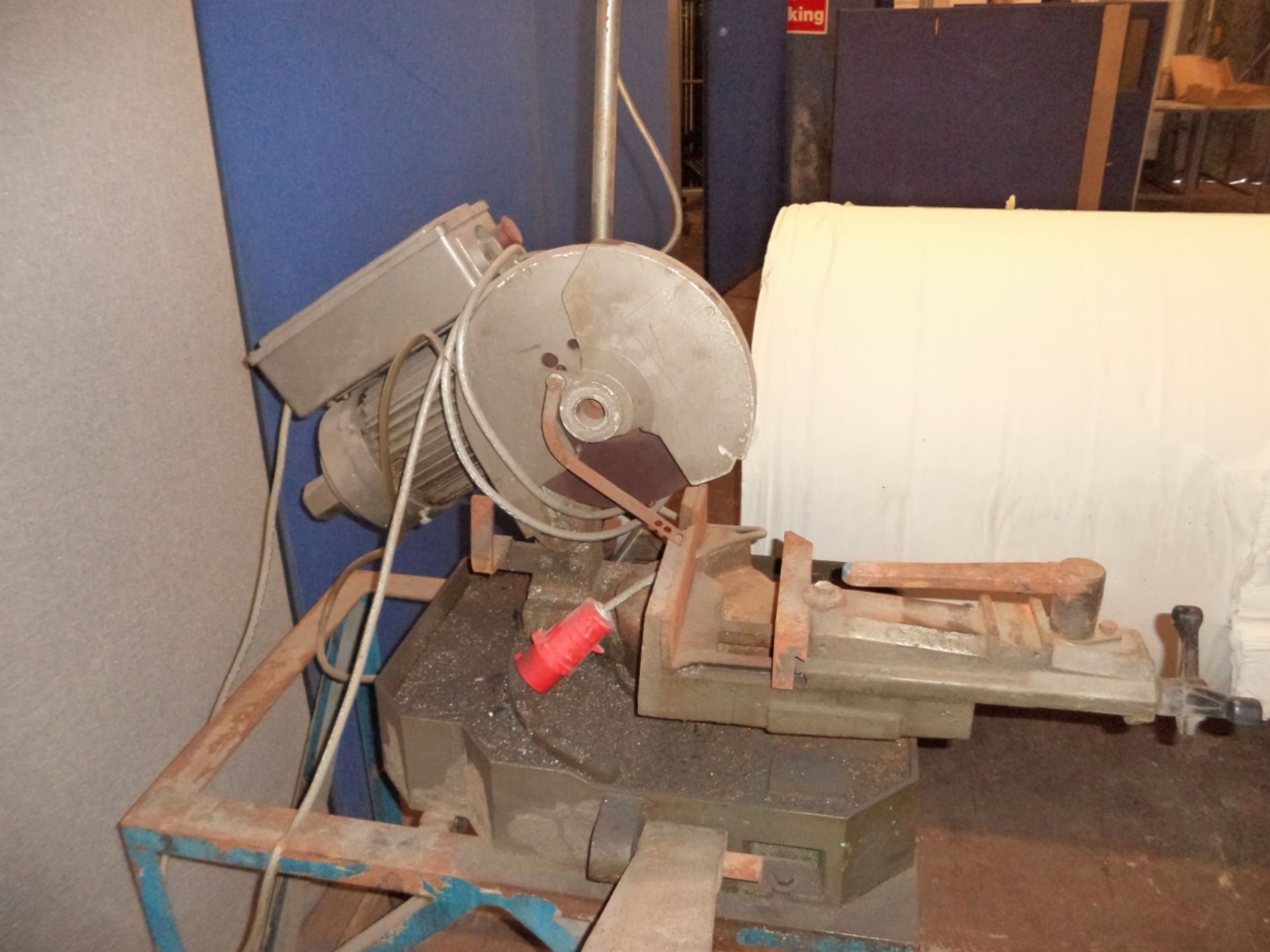 Pull down saw - Image 3 of 3