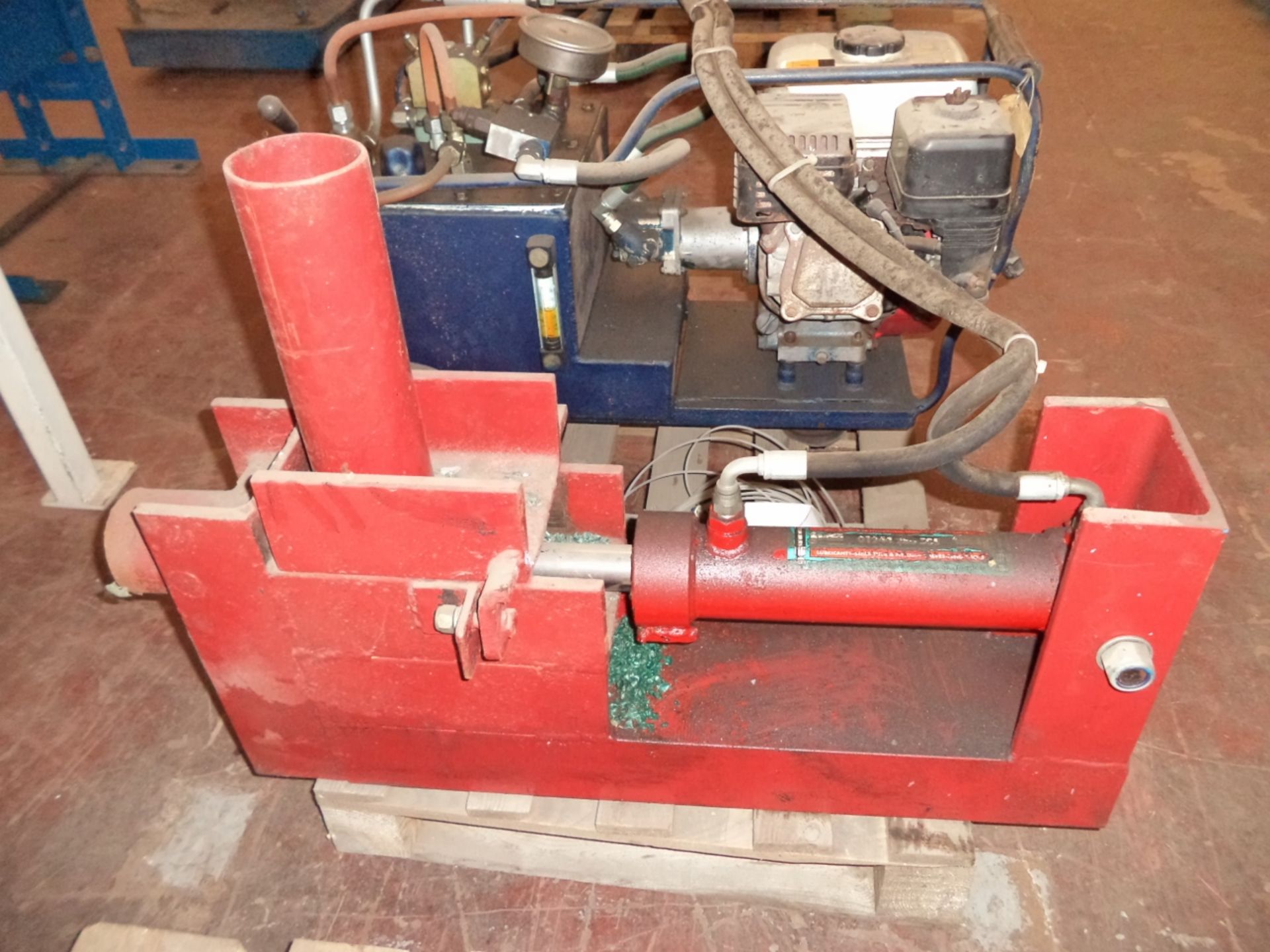 Hydraulic pump plus mobile generator incorporating Honda 5.5 engine - Image 4 of 4