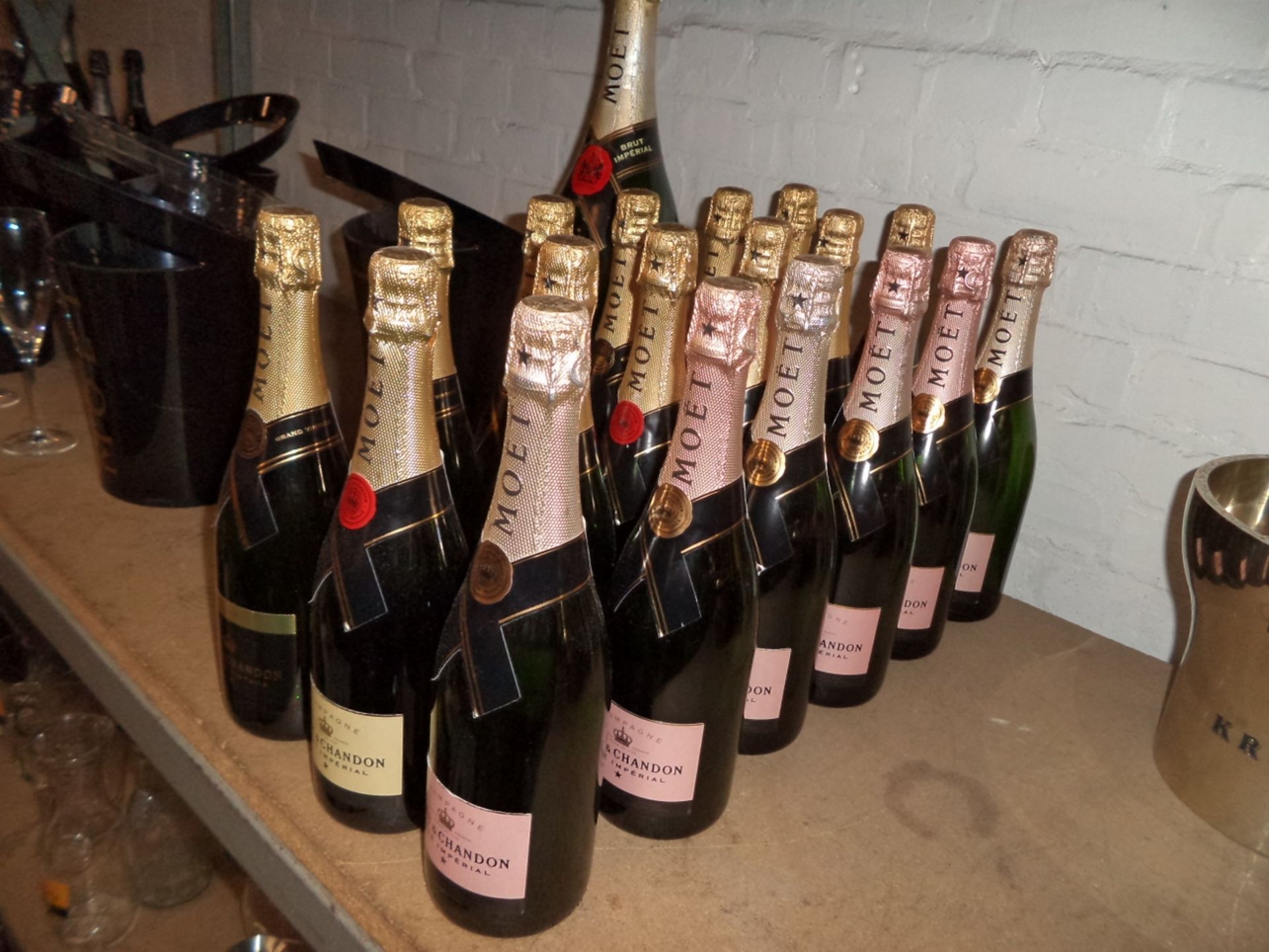 19 off Moet & Chandon Champagne dummy display bottles, including both white and rose non-vintage, - Image 4 of 4