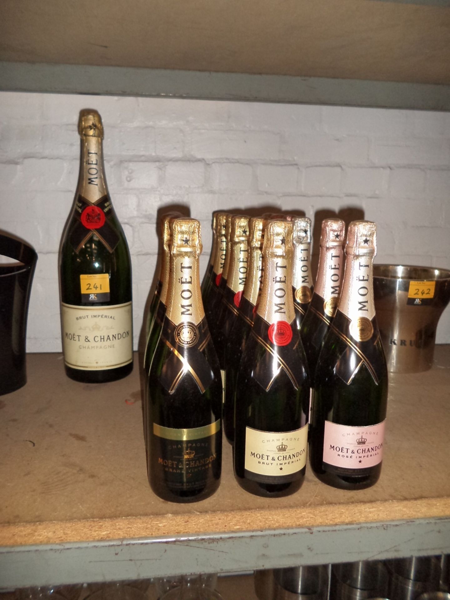 19 off Moet & Chandon Champagne dummy display bottles, including both white and rose non-vintage,