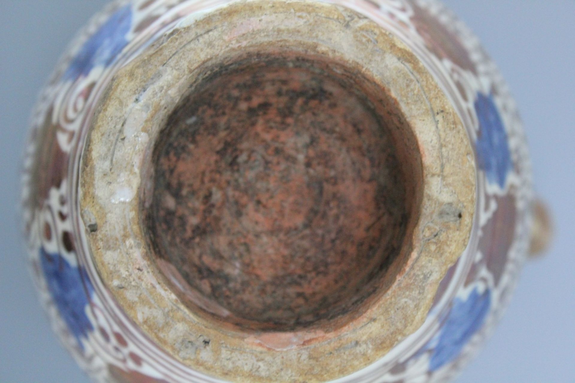 A Hispano-Moresque tin-glazed earthenware lustred wet drug jar, Manises, 15th C. The baluster formed - Image 5 of 5