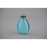 A Chinese glass snuff bottle Probably Qing dynasty. H: 7,5 cm