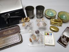 A parcel of mixed collectable's incl Chinese overlaid jade bowls, two pewter tankards, a boxed