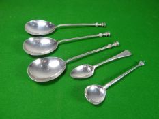 A matching trio of '1st Prize' presentation spoons inscribed with monograms 'NGC' to the back of the