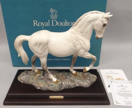 A boxed limited edition (591/1500) Royal Doulton horse sculpture 'The Lipizzaner' DA243 on a