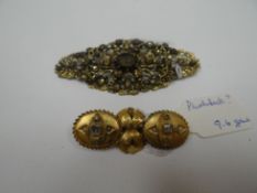 A believed pinchbeck bar-brooch of oval and ribbon form, 9.6gms; together with another modern non-