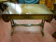 A good quality reproduction mahogany sofa table by Reprodux, two beaded edge drawers with decorative
