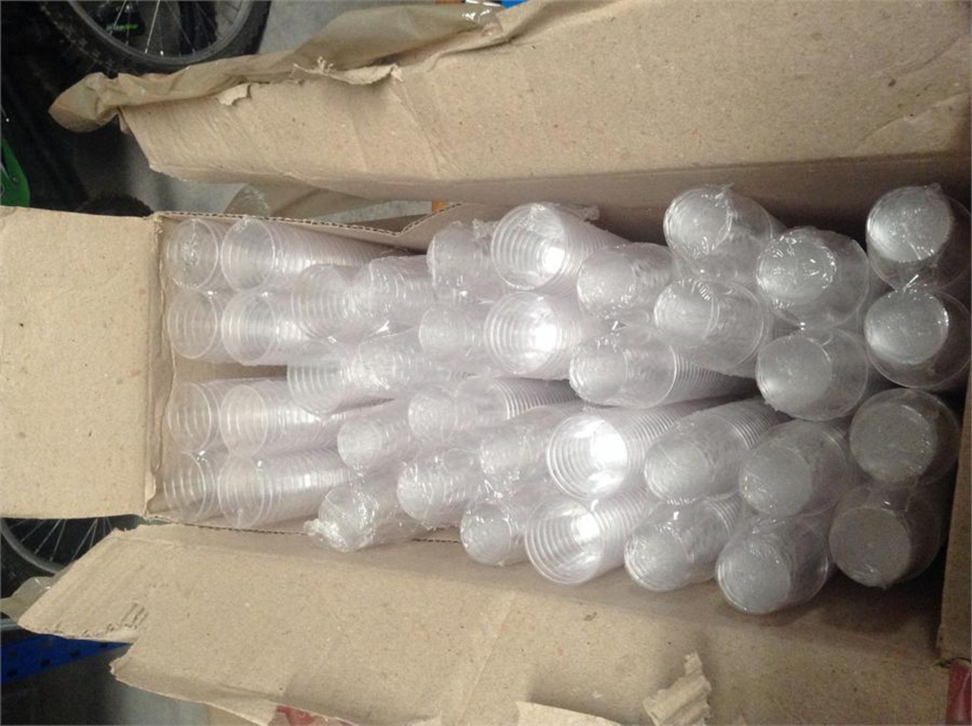 19x80 plastic shot glasses (1520) in total full box of.