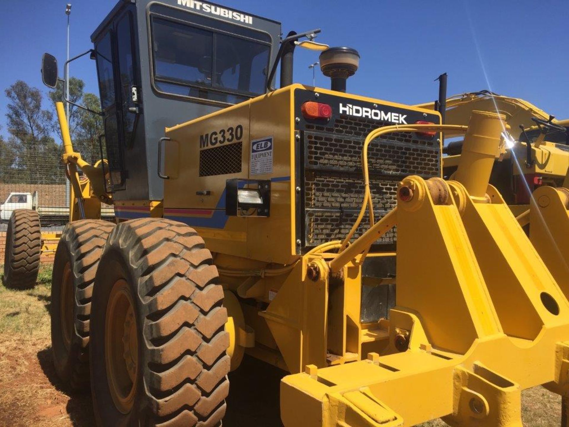 2014 MG330 HIDROMEK GRADER (ELB)