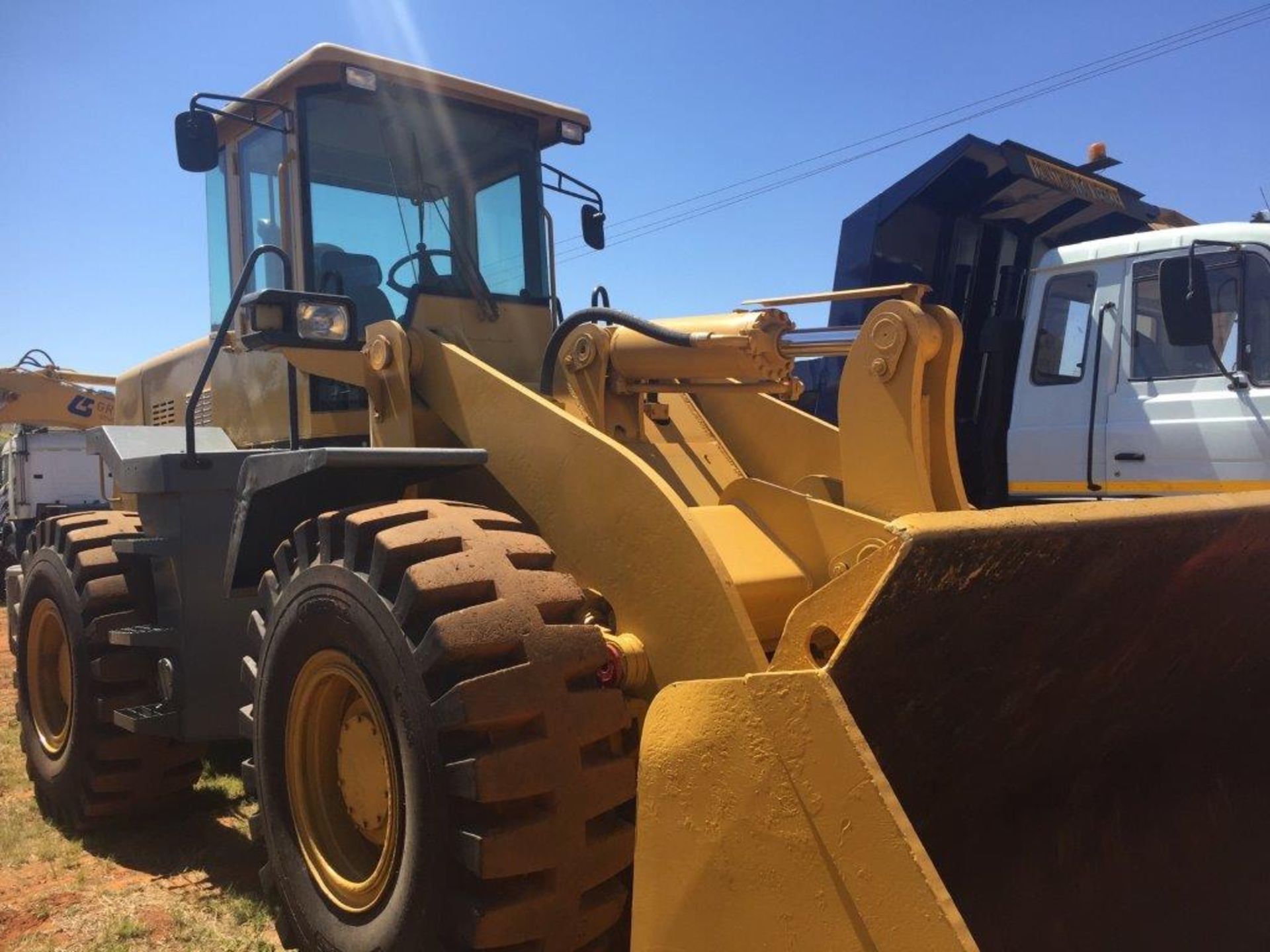 2008 OLIFANT CL 955 FRONT END LOADER - Image 3 of 8