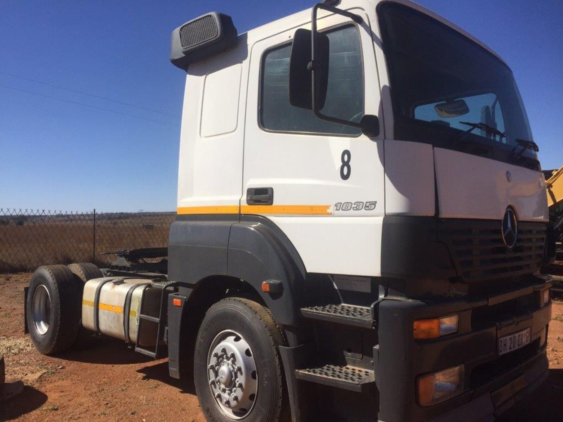 2004 MERCEDES BENZ 18.35 AXOR 4X2 TRUCK TRACTOR