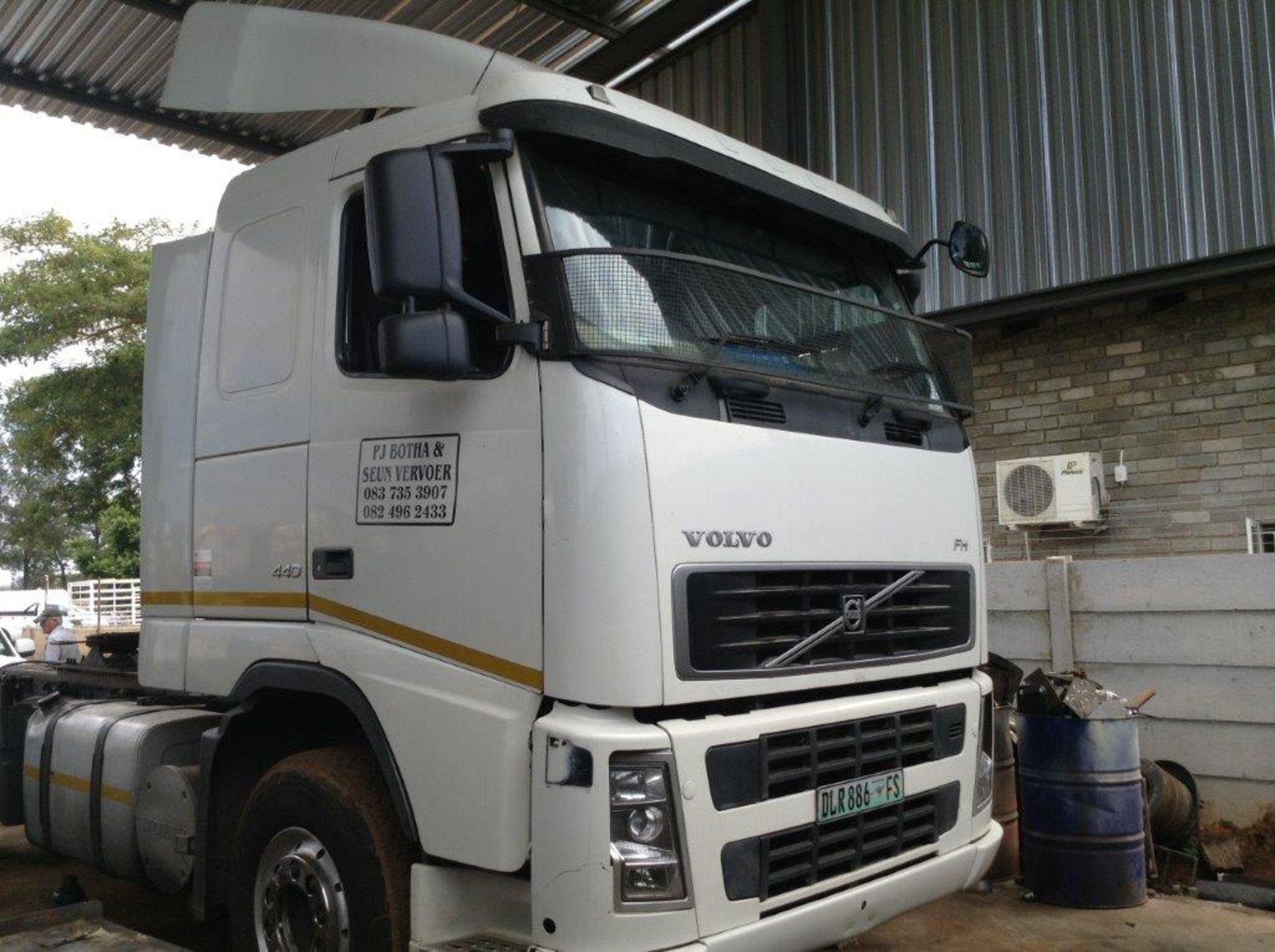 2008 VOLVO FH13 440 6X4 TRUCK TRACTOR - Image 4 of 8