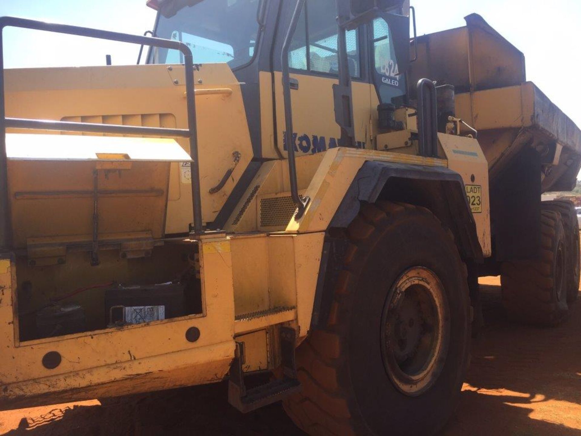 KOMATSU HM300-1 6X6 ADT