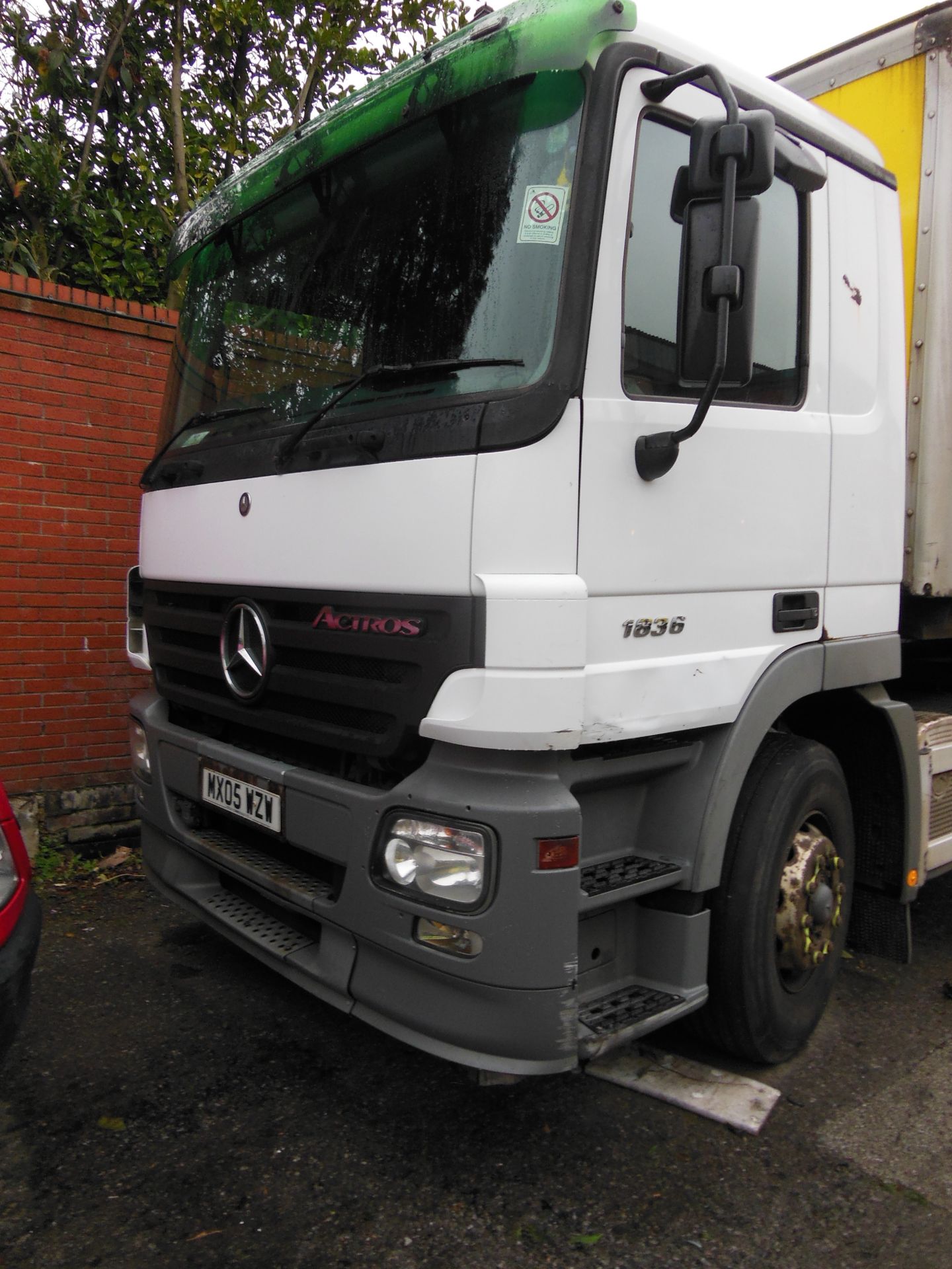 Mercedes Actros 1836L 4x2 Semi Auto 25ft Drawbar Demountable Rigid, registration no. MX05 WZW - Image 4 of 4