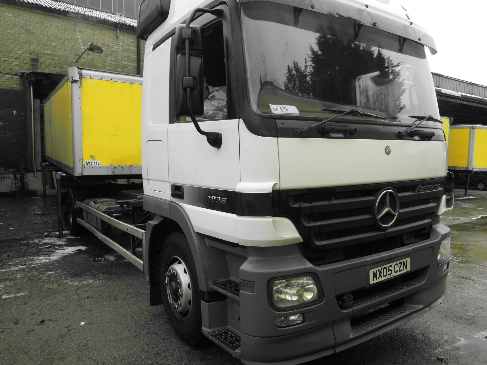 Mercedes Actros 1836L 4x2 Semi Auto 25ft Demountable Rigid, registration no. MX05 CZN