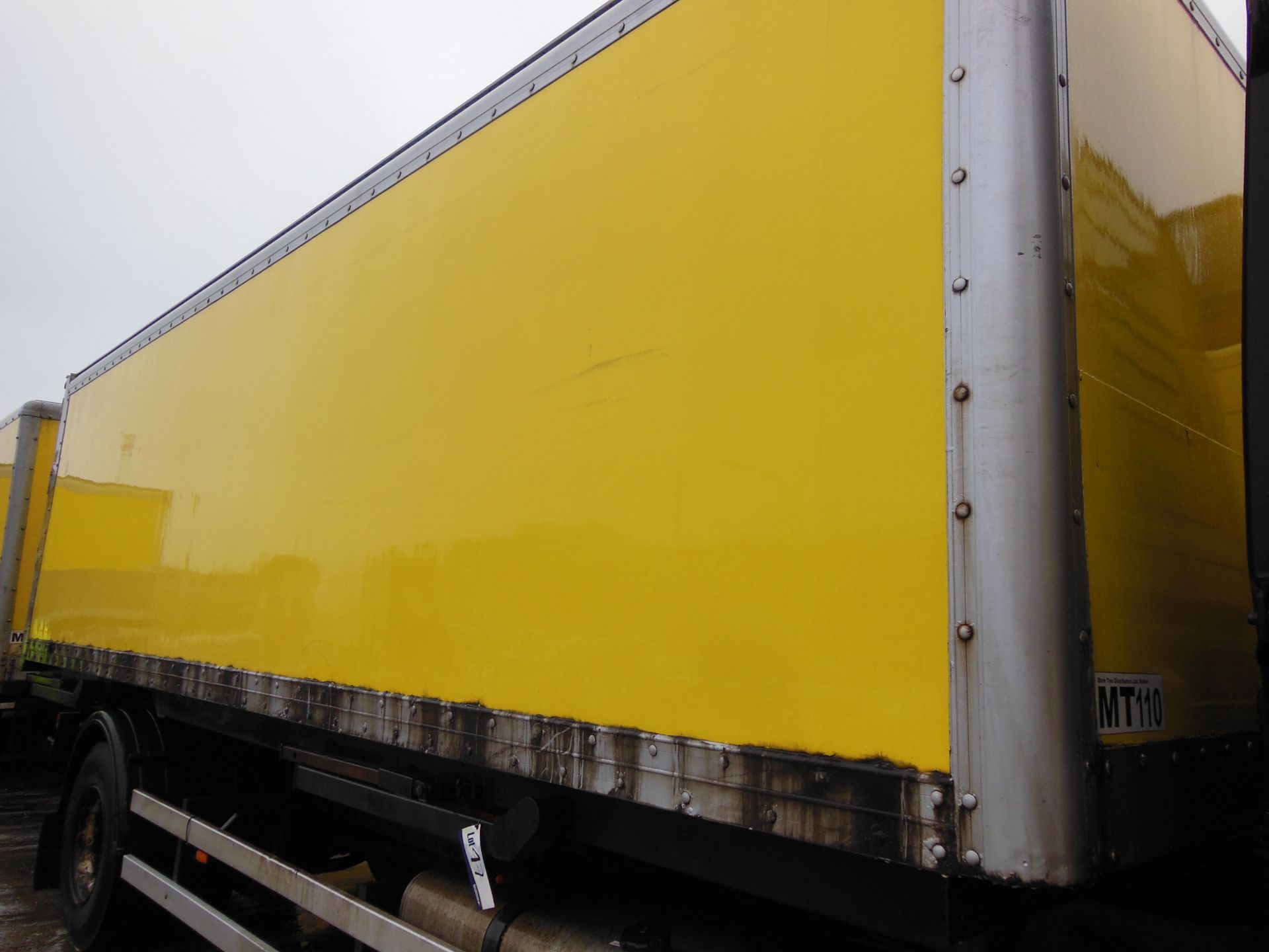 25ft Box Demountable Body, MT110