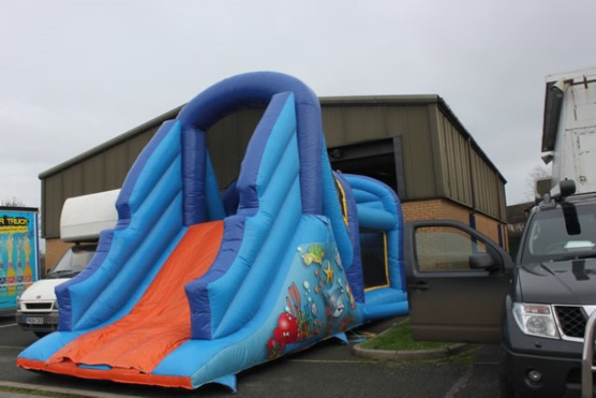 32ft x 15ft Inflatable Assault Course - Image 8 of 10