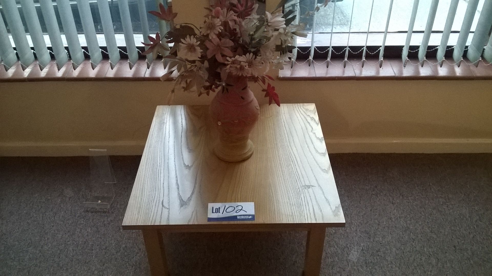 Light Oak Veneered Coffee Table And Vase Display