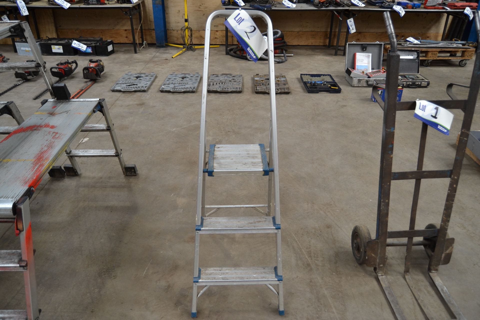 Three Rise Folding Alloy Step Ladder