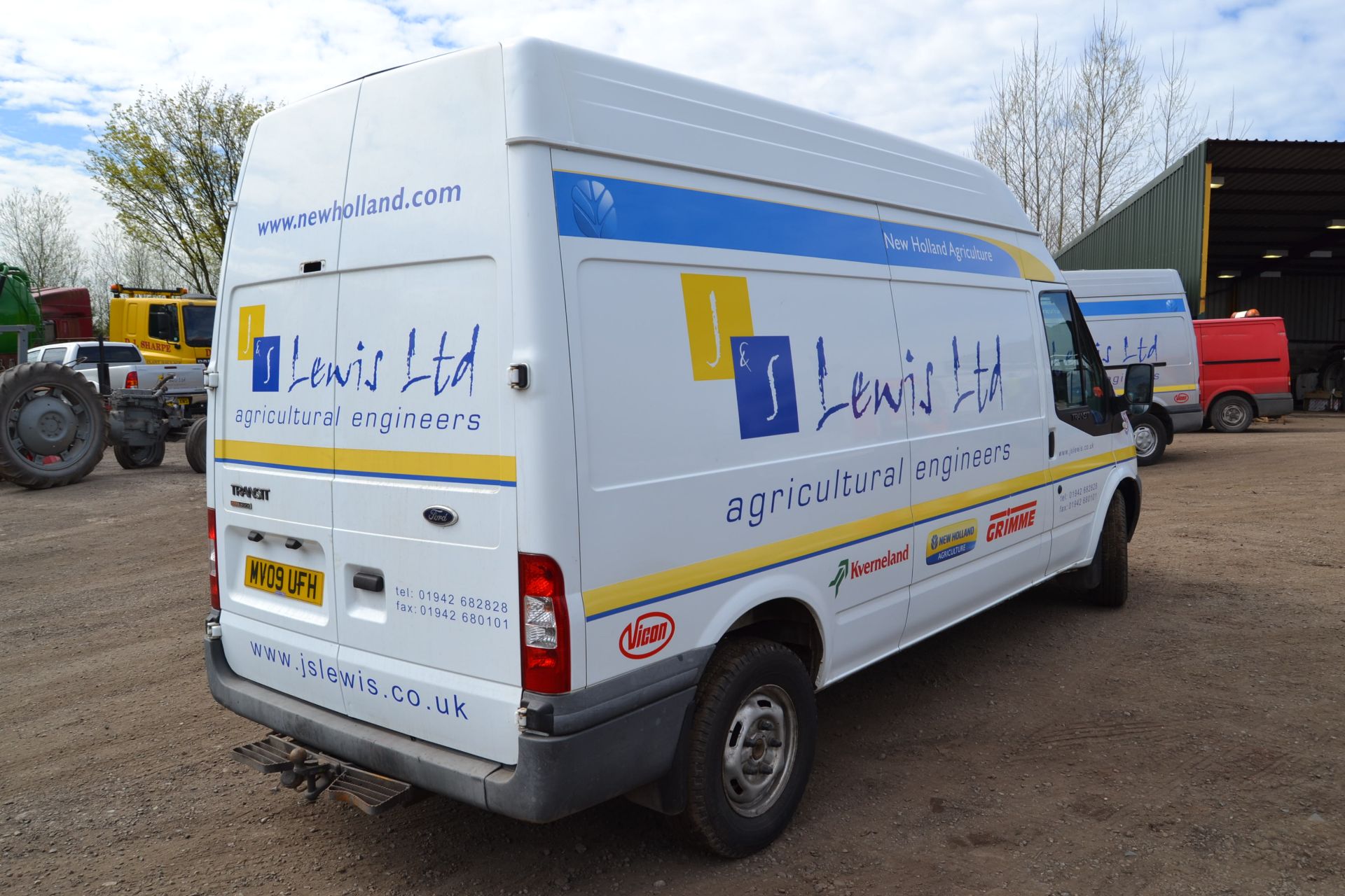 Ford TRANSIT 140T350LWB TDCi HI-TOP PANEL VAN, registration no. MV09 UFH, date first registered 02/ - Image 4 of 7