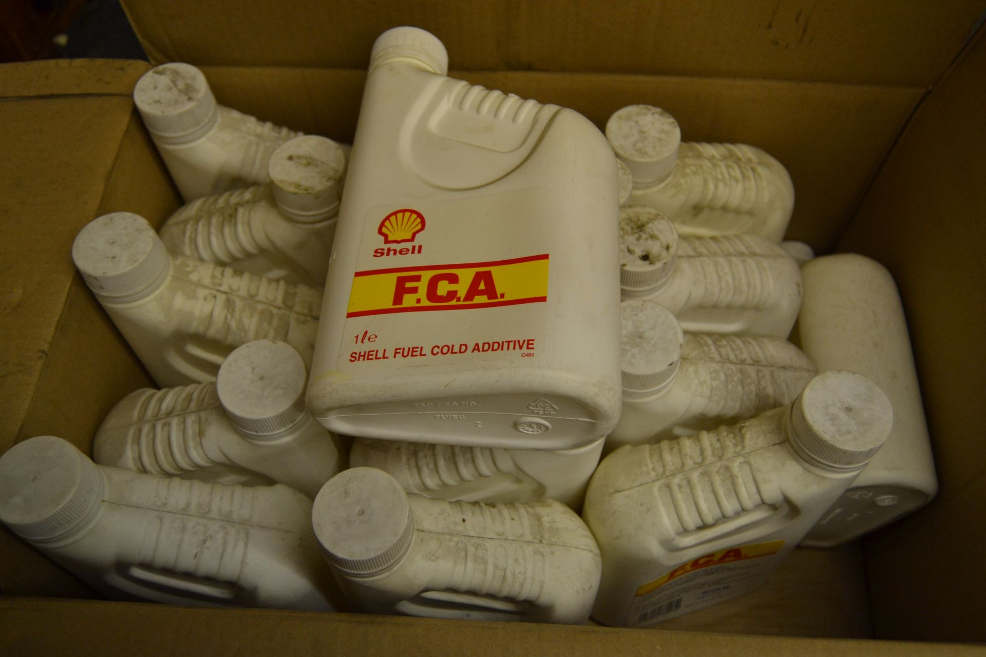 16 Shell 1L F.C.A.Shell Fuel Cold Additive