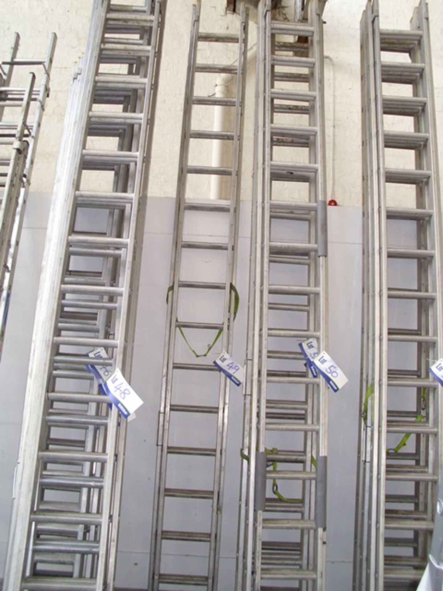 Titan 7.1 Mt Alloy Double Extension Ladder