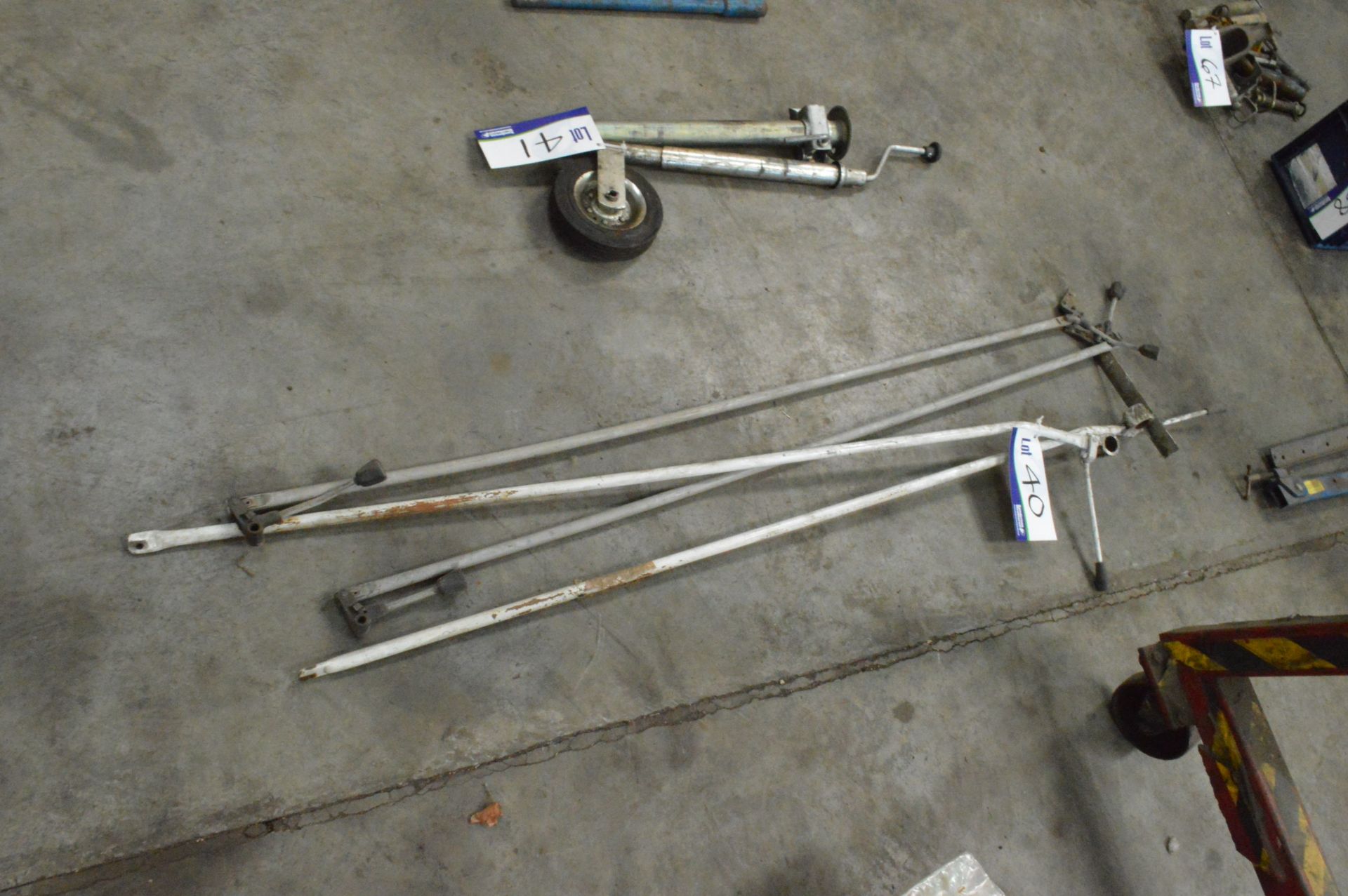 Hydraulic Crane Control Rods, as set out