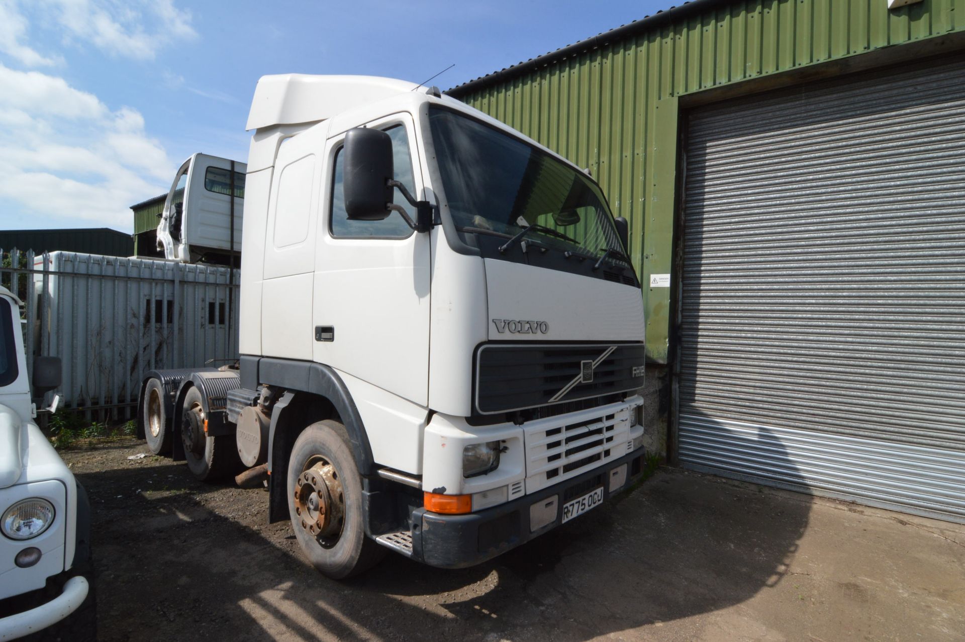 Volvo FH12.240 TRACTOR UNIT, registration no. R775 OCJ, date first registered 01/01/98, test to