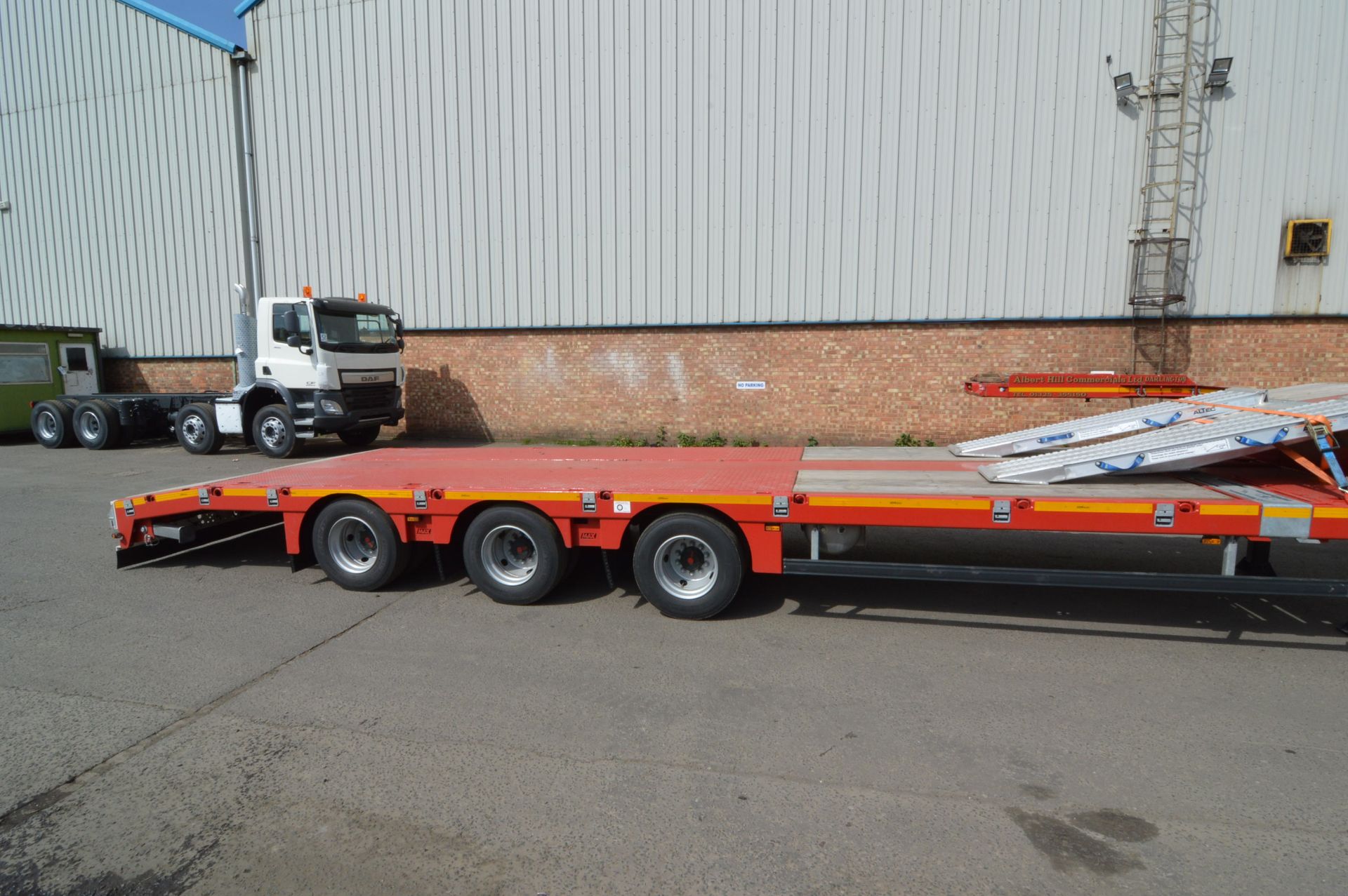Faymonville Wabco MAX Trailer MAX100 TRI-AXLE 6M EXTENDABLE LOW LOADER SEMI TRAILER, chassis no. - Image 13 of 14