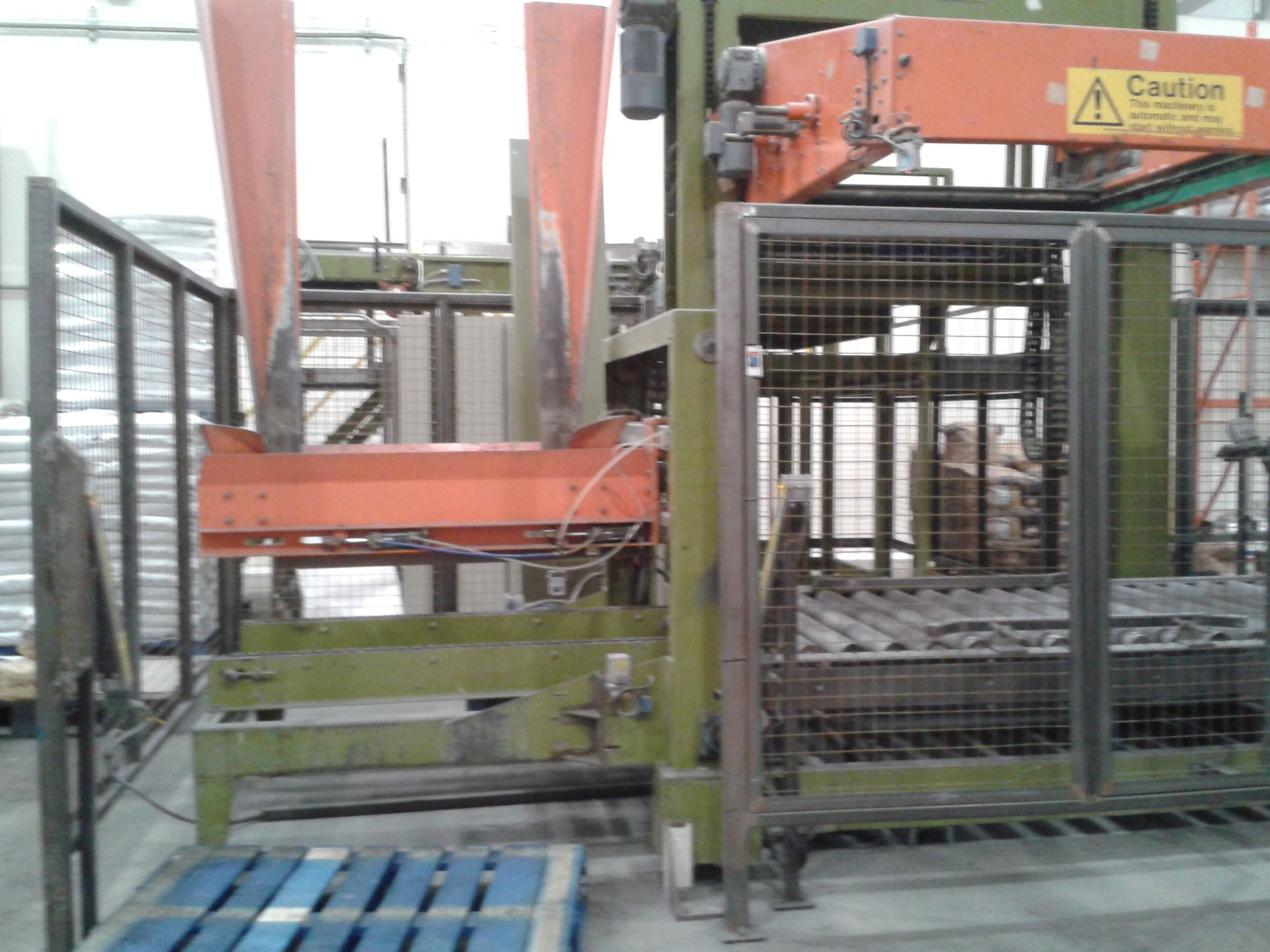 Comaco High Level Palletiser, high speed and for boxes & trays (located in Dublin – please contact - Image 2 of 7