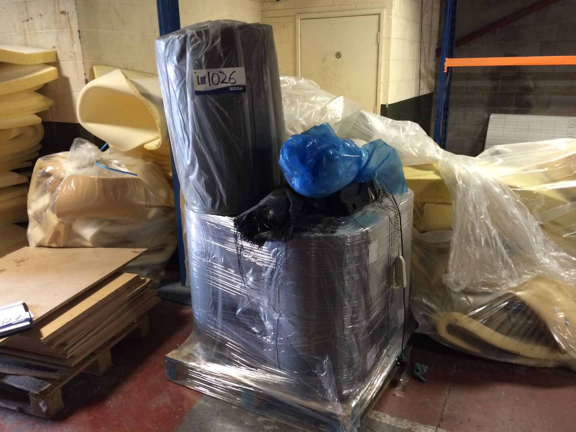 5 Rolls x 500m x 7.5m Black Non Woven Fabric