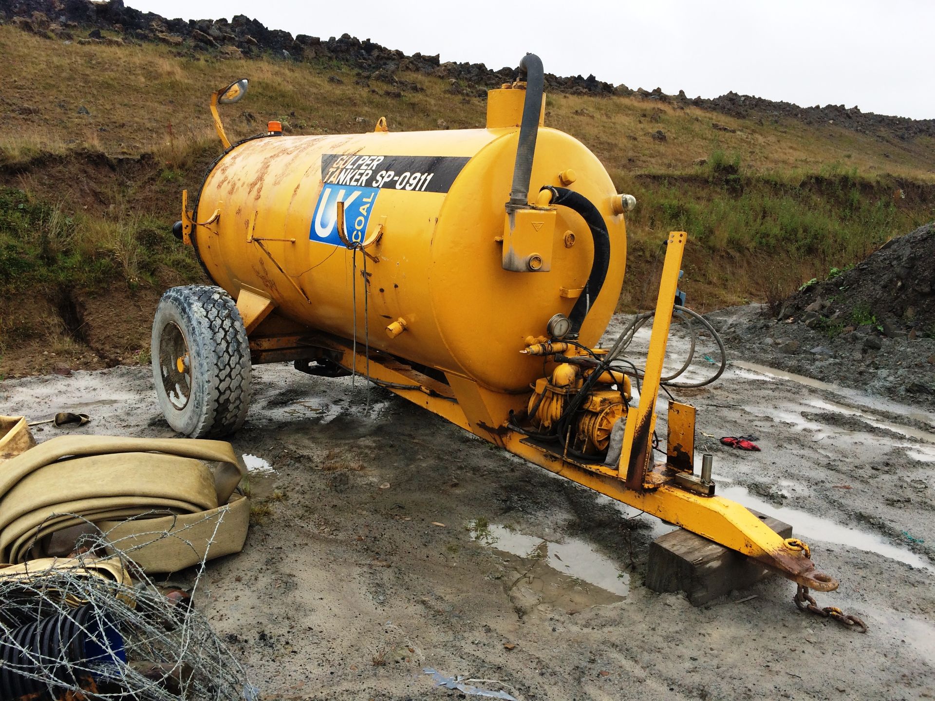 Single Axle Draw Bar Water Bowser, with hydraulic pump (plant no. SP0911) Situated At Potland Burn - Image 2 of 2