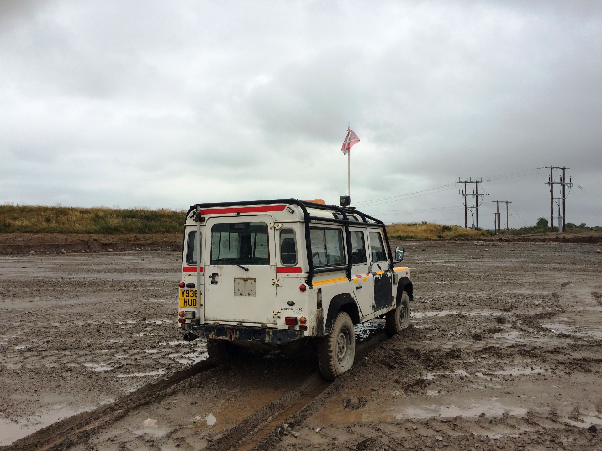 Land Rover Defender 110 TD5 12 Seat Site Vehicle, registration no. Y936 HUD, date first registered - Image 4 of 4