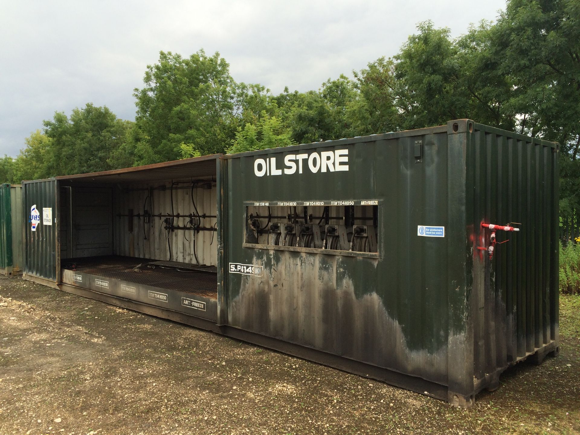 40ft / 12.2m Bunded Steel Site Oil Storage, with six retractable hose reels and five pneumatic pumps