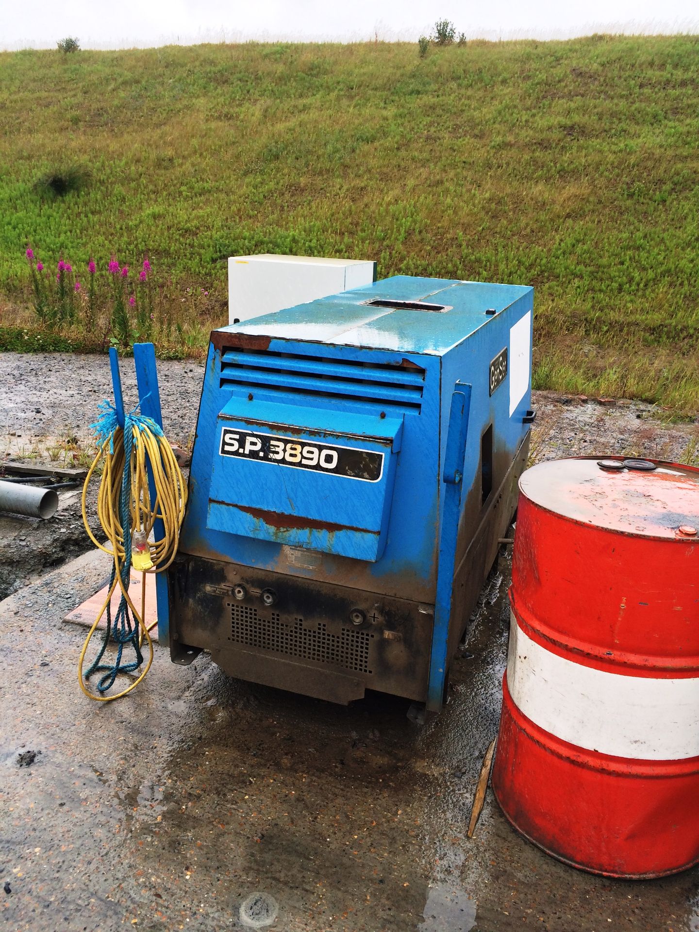 Genset 600A Mig Welder (plant no. 3890) Situated At Potland Burn Open Cast Mine, Ashington,