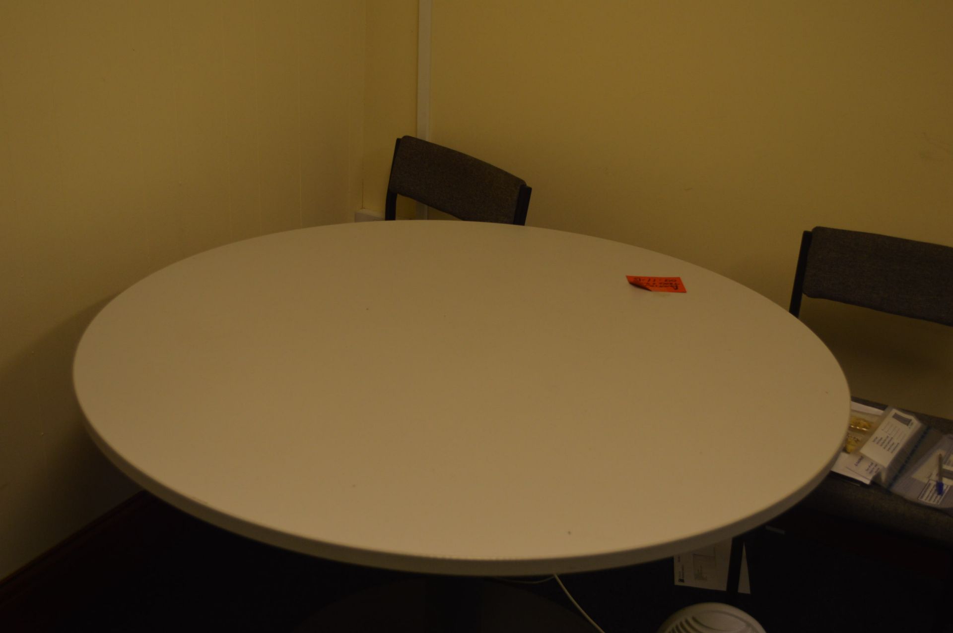 Curved Front Desk, 1.8m long, with circular meeting table - Image 5 of 5