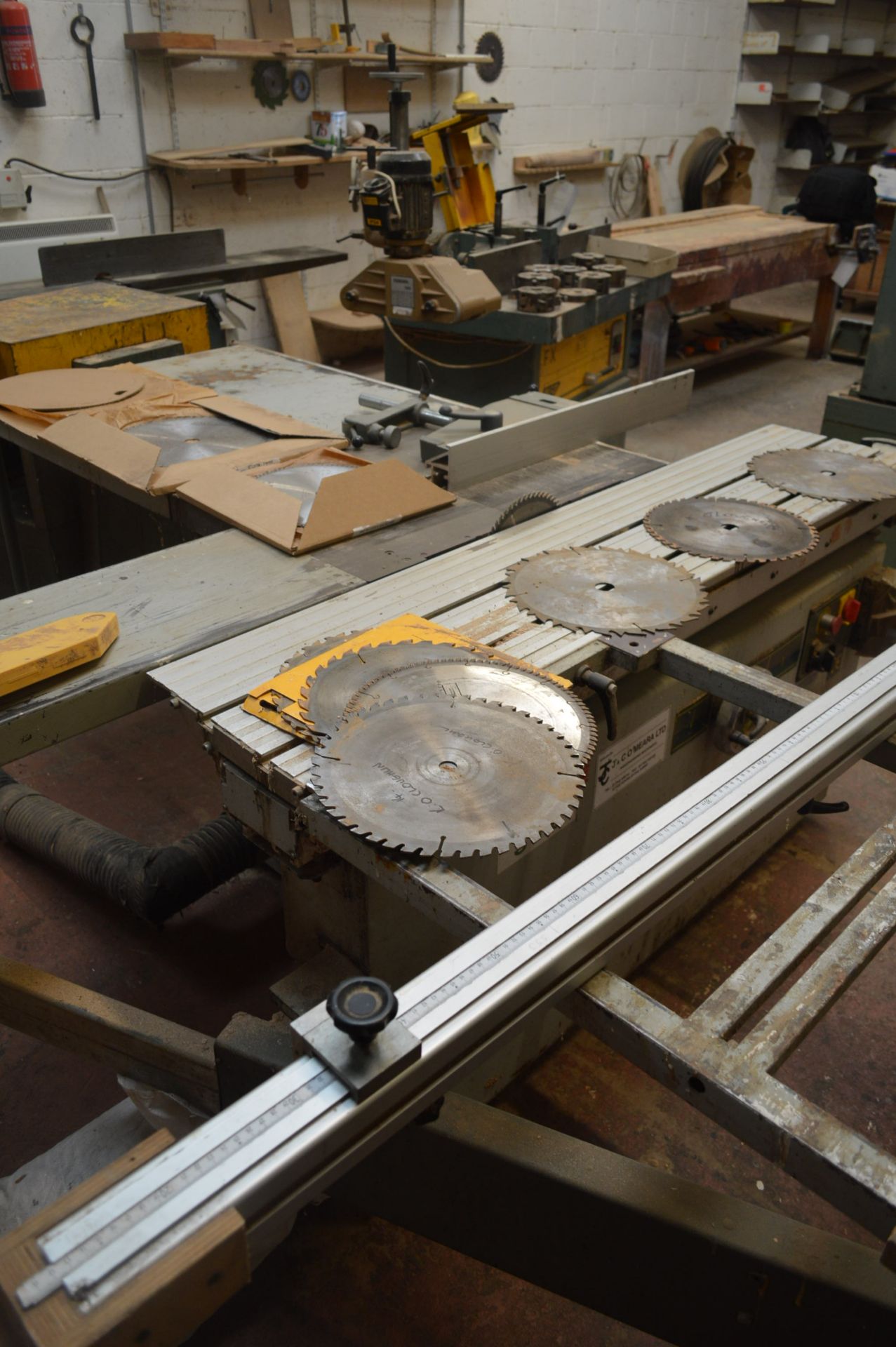 Startrite S1.6 310mm dia. PANEL SAW, with scoring blade, fixed table & sliding table and spare saw - Image 4 of 6