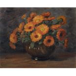 Adele Dietrich (zugeschr.), Stilleben mit Ringelblumenstrauß. 1st quarter 20th cent.  Oil on canvas,