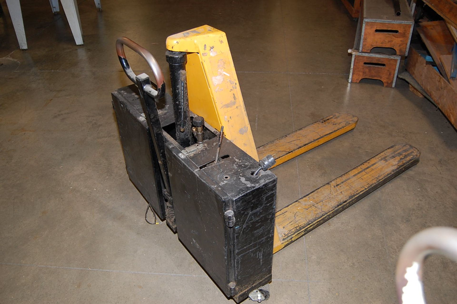 Lift-Rite Model #H-25-E Electric Pallet Jack, Rated 2500 lbs. Capacity, 12 Volt, SN 1030 - Image 2 of 2