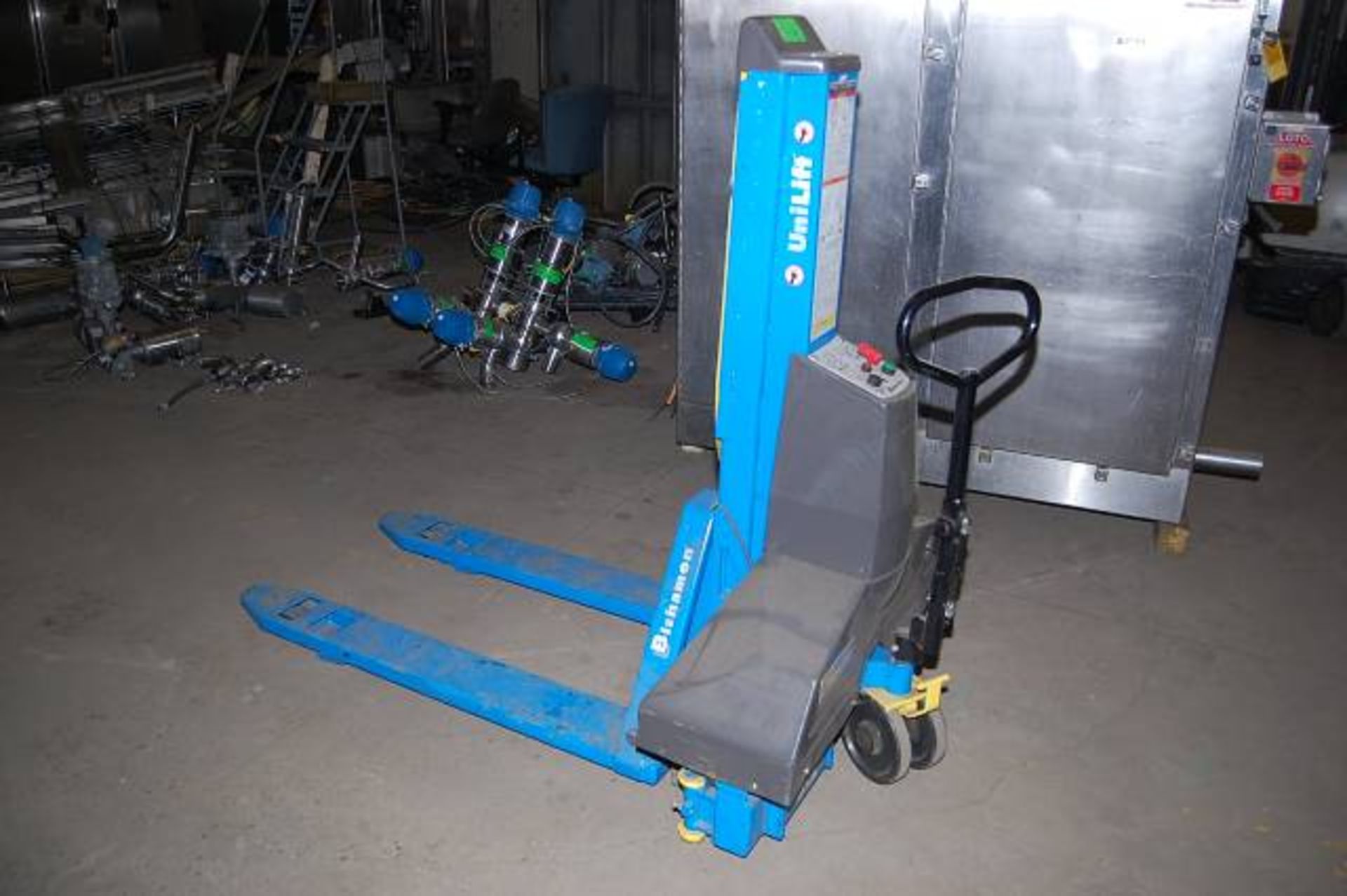 Bishamon Model #UNI-20 Electric Shop Lift, 24 Volt, Rated 2000 lb. Capacity, Serial #904801 - Image 2 of 2