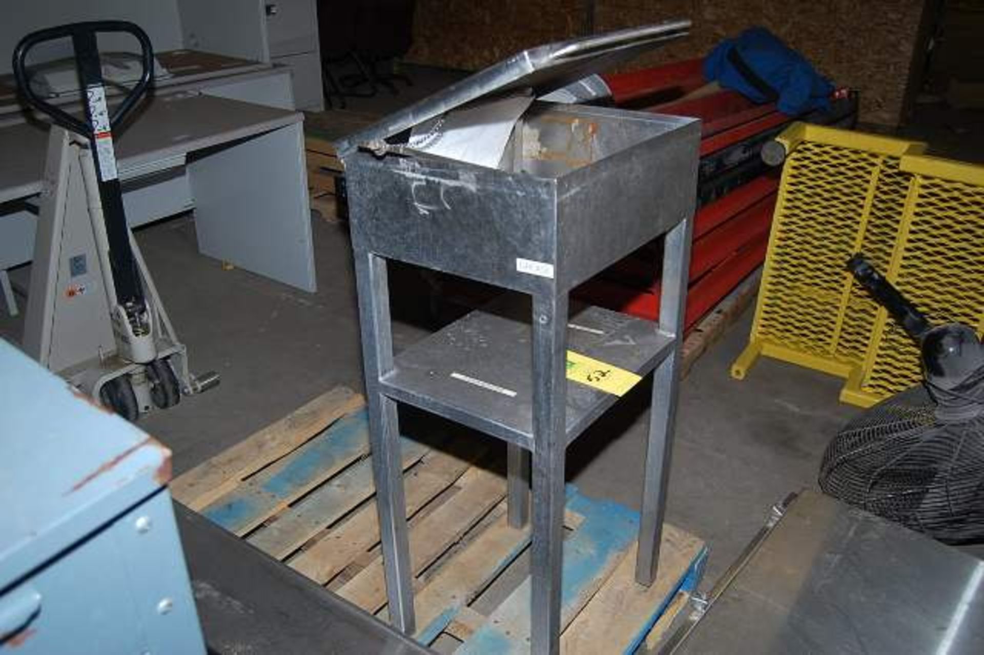 Stainless Steel Storage Box Mounted on SS Leg Base