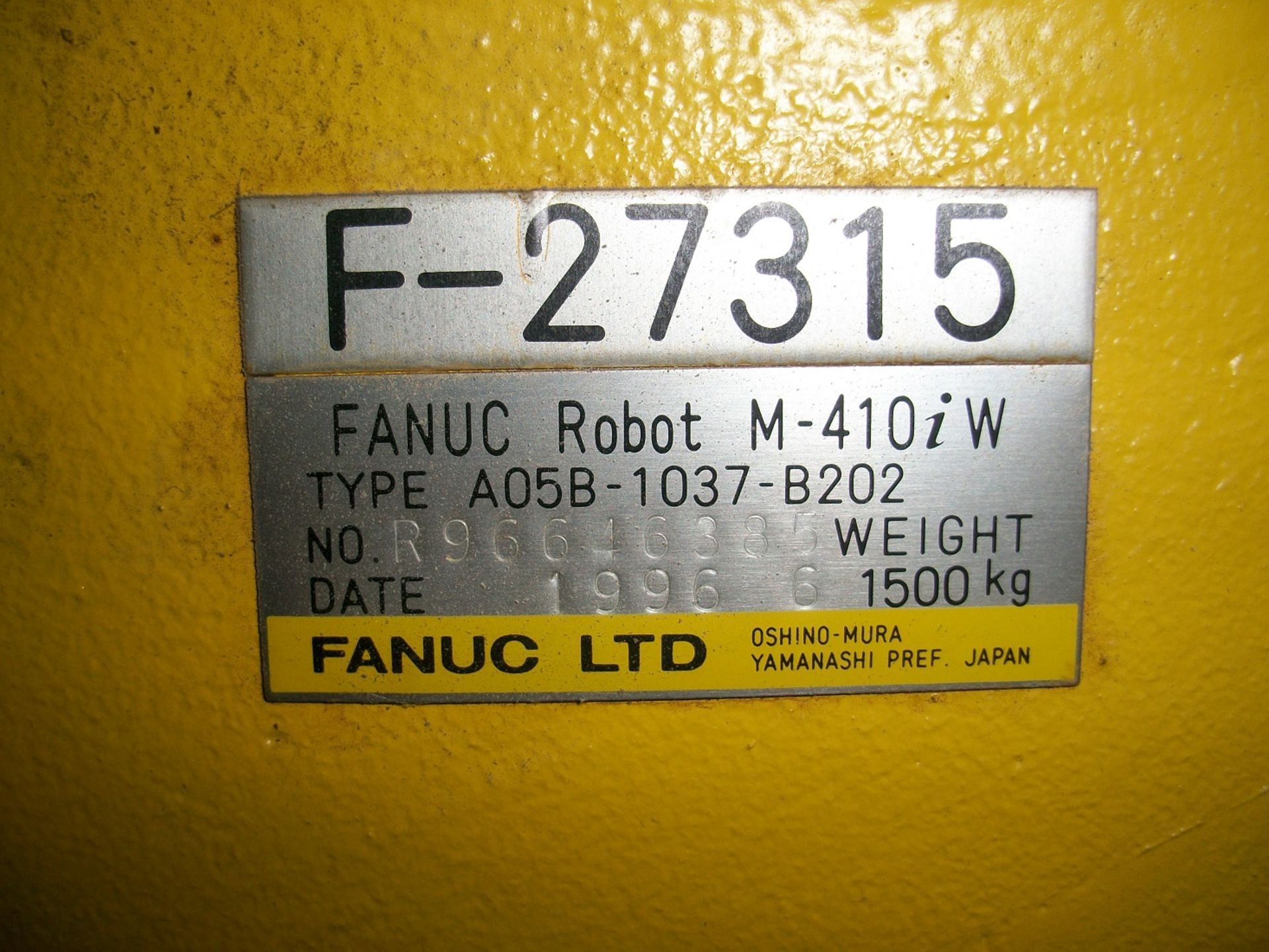 Fanuc M-410i W Robot, Robot with attachment for stacking boxes and 50lb paper bags, Type A05B – 1037 - Image 2 of 2