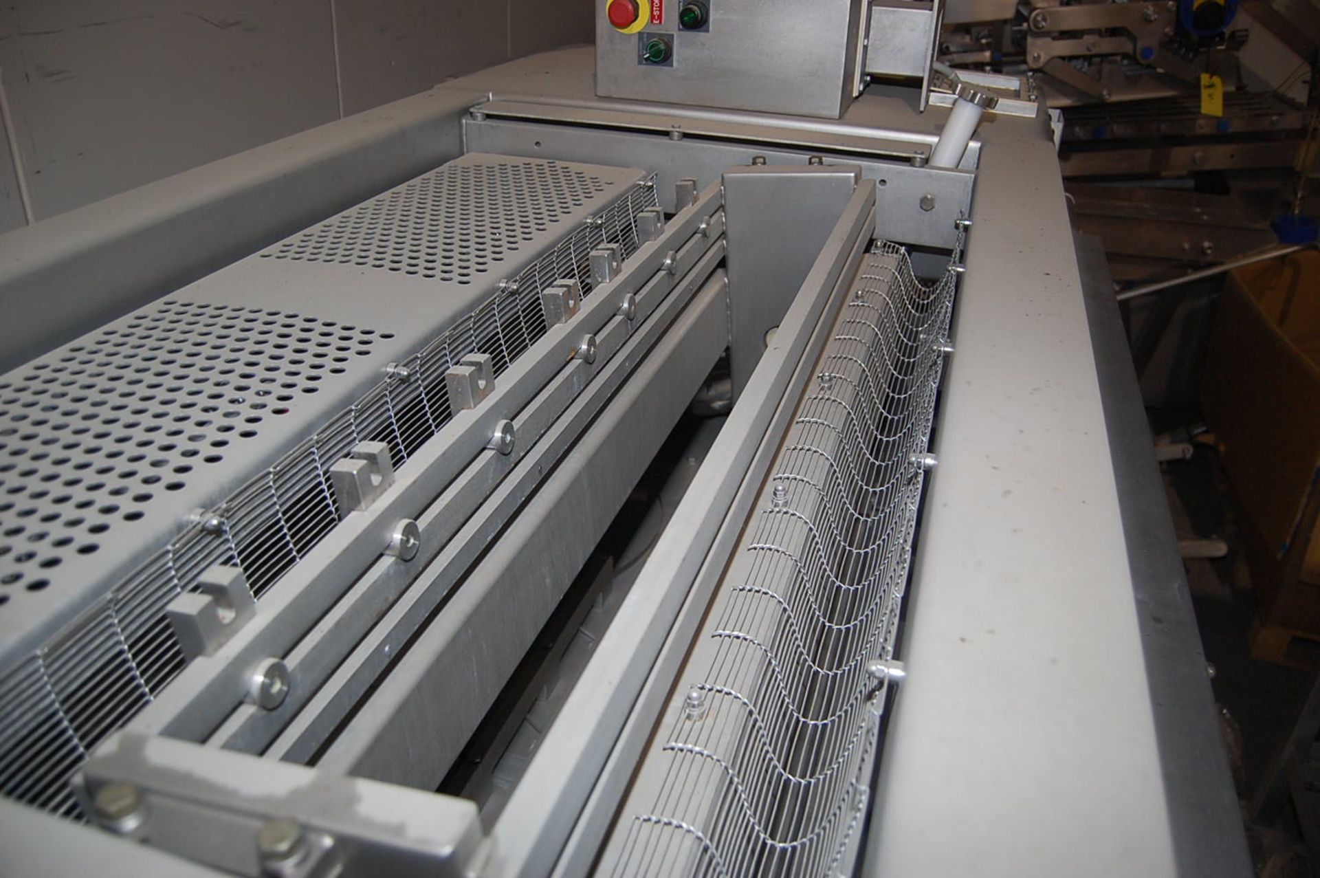 Grote Model #S/A-640E Slicer, Stainless Steel Base, 480 Volt, SN 1154750, Patent Mfg. 2010/SCCR-5KA, - Image 2 of 4