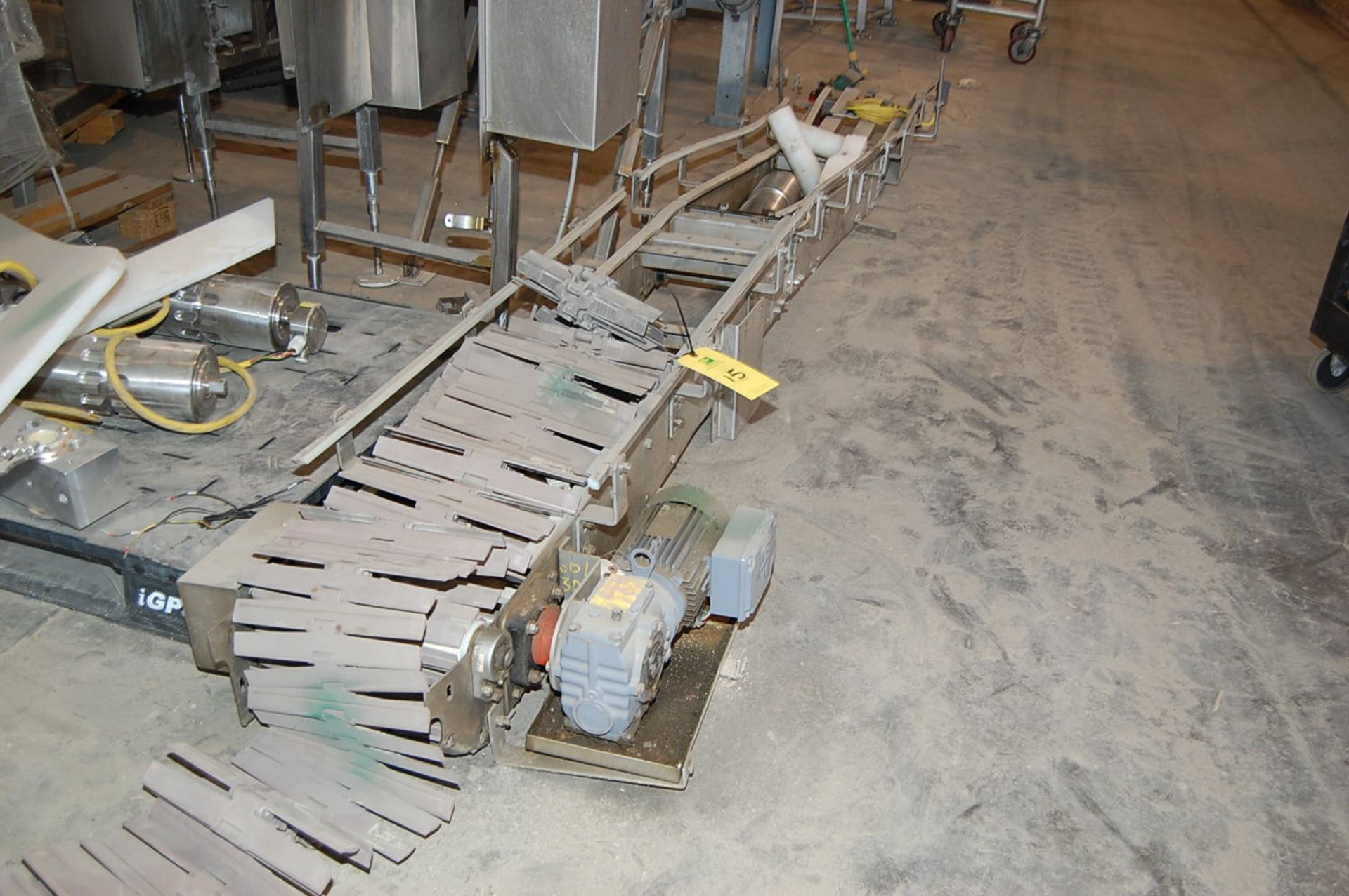 Priority One Motorized Belt Conveyor, 12 in. Wide x 144 in. Length, Fractional HP Motor Rigging fee: - Image 2 of 2